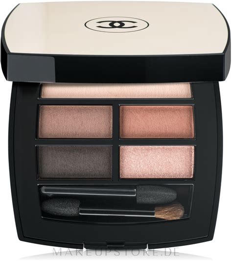 chanel les beiges natural eyeshadow.